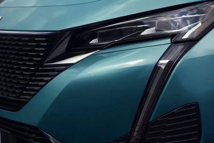 Peugeot 308 MPV 1.2 Hybrid 145 GT e-DSC6 close up