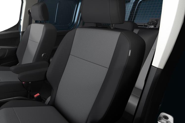 Citroen Berlingo Small Van Crew 1.5BlHDi XL 850 6speed Enterprise close up