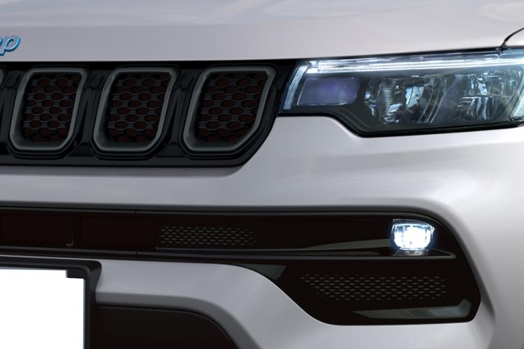 Jeep Compass Medium Crossover/SUV 1.5 T4 e-HYBRID 130 Nrth/Str DCT close up