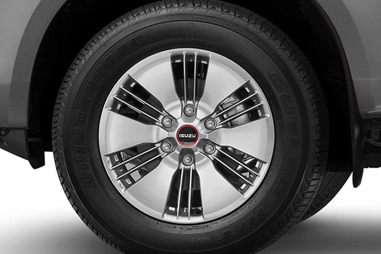 Isuzu D-Max Pick Up Pickup Extended Cab 1.9 Utility 4x4 Diff Lock close up