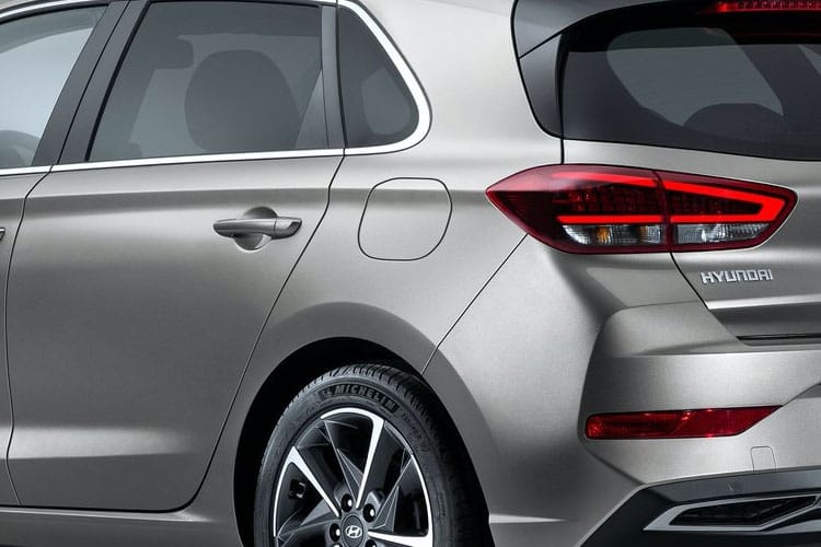 Hyundai i30 Hatchback 1.0 T-GDi 120ps Premium DCT close up