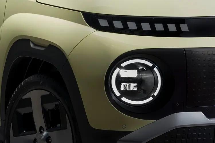 Hyundai Inster Hatchback 85kW Cross 49kWh close up