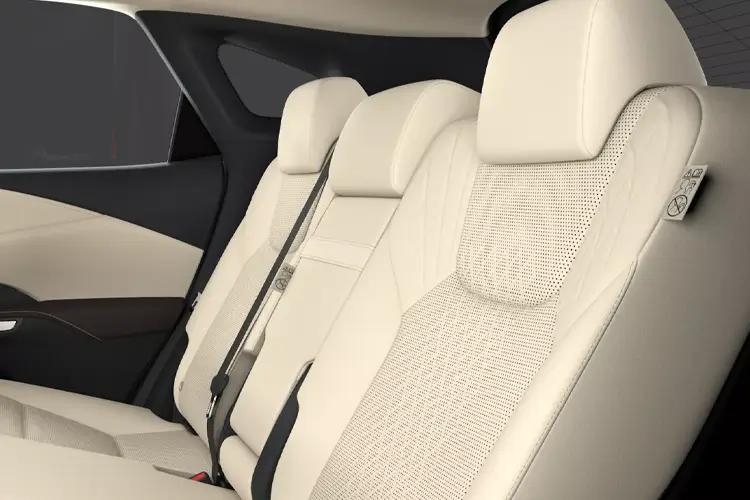 Lexus RX Medium Crossover/SUV 350h 2.5 Premium E-Cvt close up