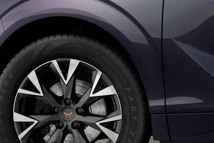 Cupra Terramar Medium Crossover/SUV 1.5 e-HBD 272PS VZ1 DSG close up