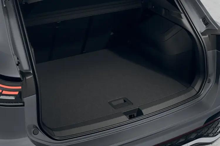 Volkswagen Tiguan Medium Crossover/SUV 2.0 TDI 150PS Match DSG7 close up