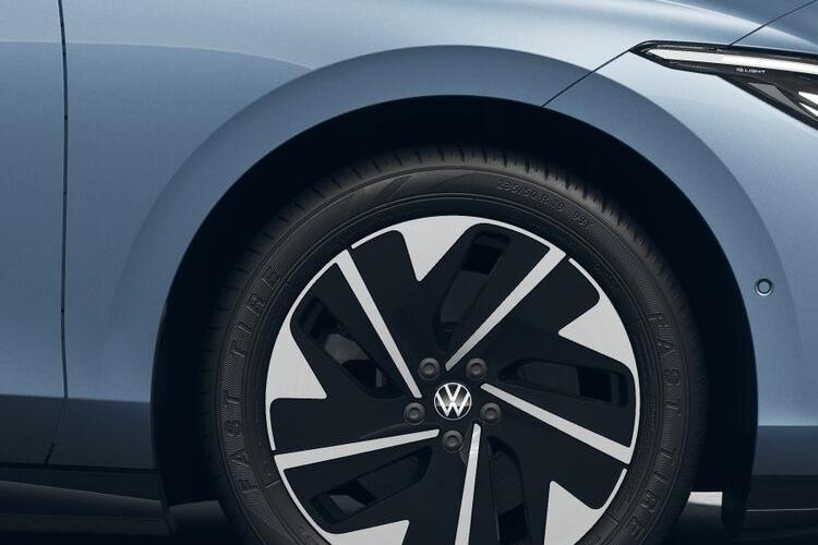 Volkswagen ID.7 Estate 77kWh 286 Pro Match Plus Auto close up