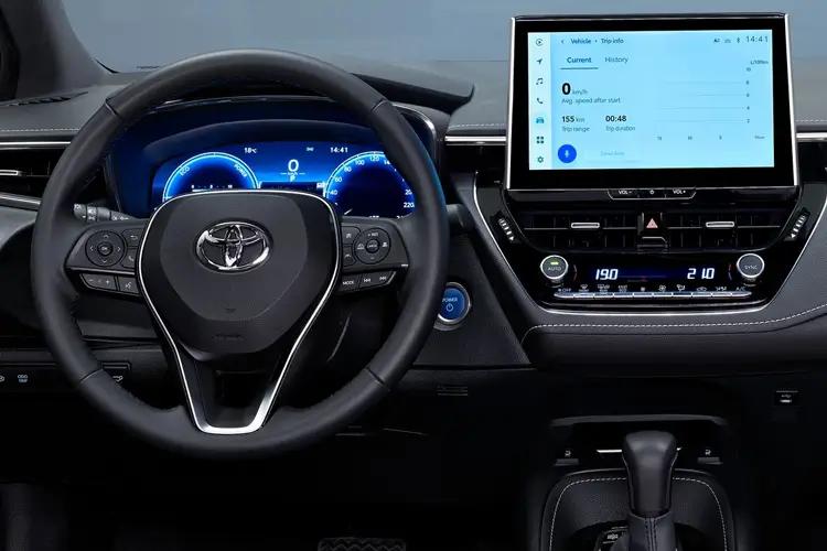 Toyota Corolla Medium Crossover/SUV Sport 2.0 Hybrid 178 Design CVT interior view