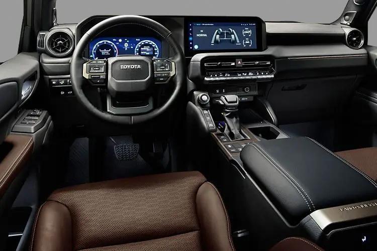 Toyota Land Cruiser Large SUV 2.8D-4D Invincible Auto interior view