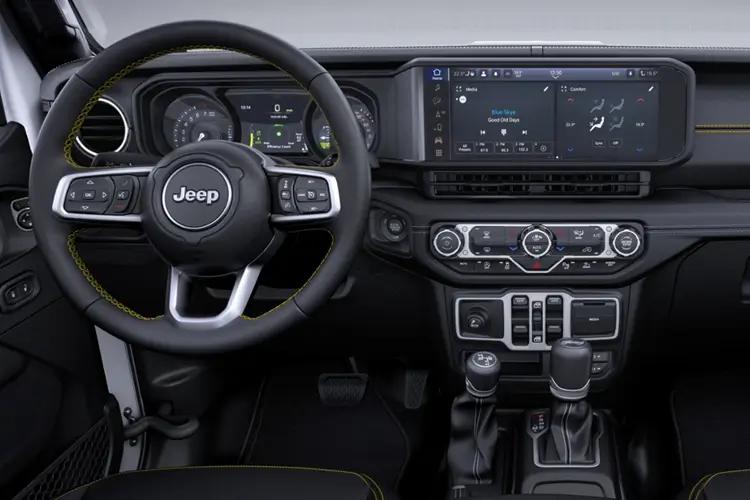 Jeep Wrangler Large SUV 2.0 Gme 272hp Rubicon Auto interior view