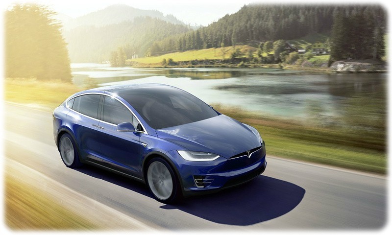 Tesla-model-x-driving