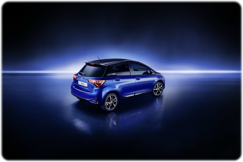 The new 2017 Toyota yaris Rear view