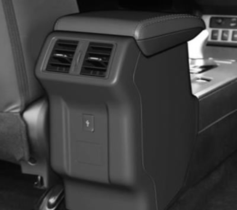 Outlander Rear Vent