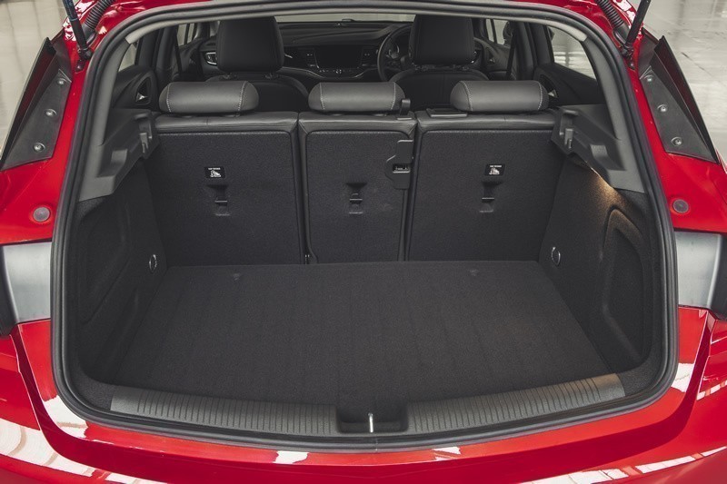 2019 Astra Boot