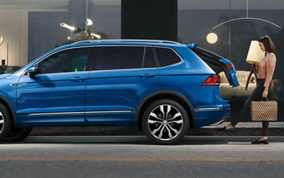 2021 VW Tiguan handsfree tailgate