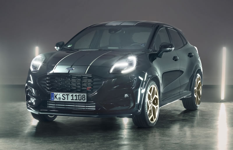 2022 Ford Puma ST Gold Edition exterior image