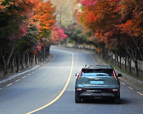 Image of a Kia Sportage on the Open Road