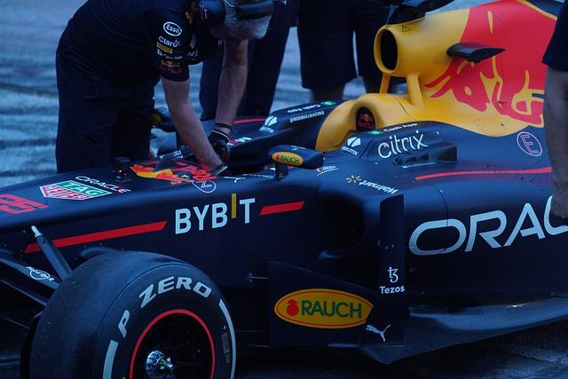 Image of an F1 Race Car Engine