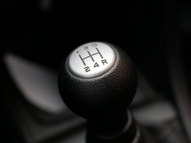 Image of a Suzuki Gear Lever