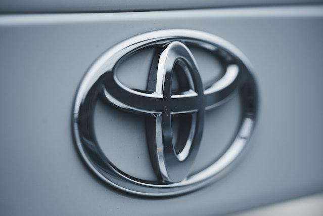 Image of a Toyota Logo on a Car