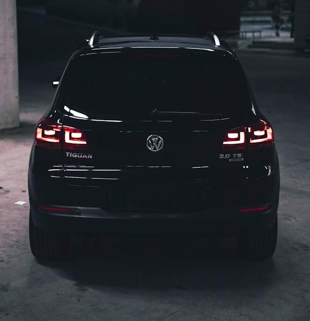 Image of a Volkswagen Tiguan in Black